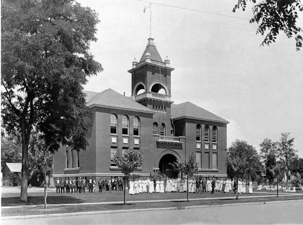 First Merced High School on M Street in the Courthouse Park, circa 1920 (Photo Courtesy of Merced County Historical Society)